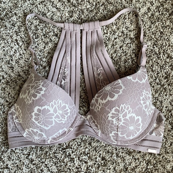 🌸 PINK Lace Bra 🌸 - Picture 3 of 8